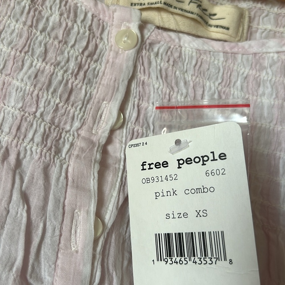 Free People Little Bit of Something Top - Picture 9 of 11